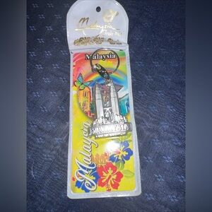 Malaysia Souvenir Metal Key Ring Keychain In Package